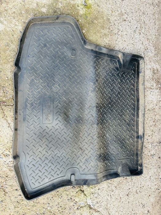 Задний полик тойоты Короллы 150