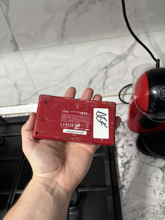 Vand Consola portabila Nintendo ds lite  pentru piese