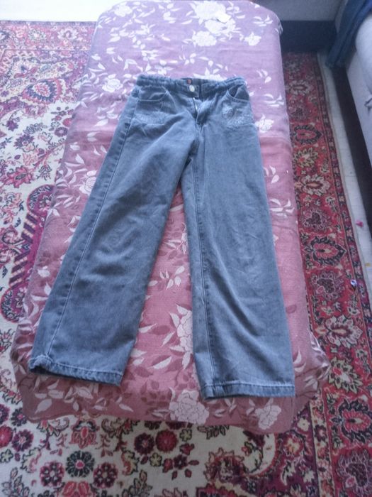 Джинсы подростковые