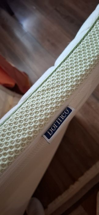 Pat cu somiera, saltea si topper 140cm x 200cm