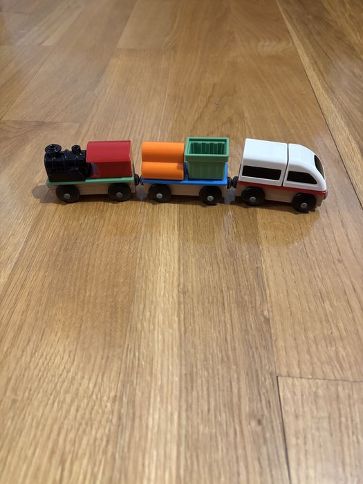 Влакове от Икеа и Лидл