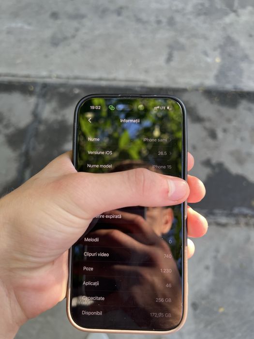 iPhone 15 256 GB