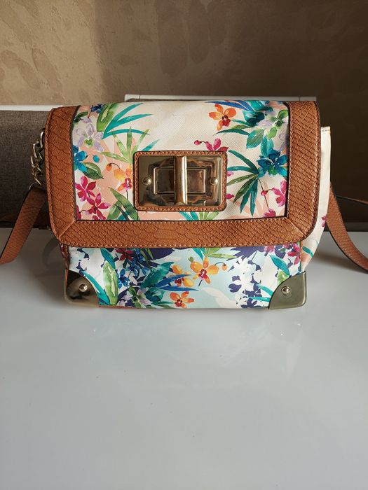 Сумки женские продам