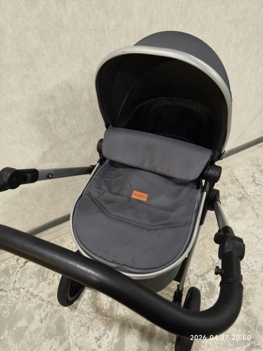 Продам детскую коляску