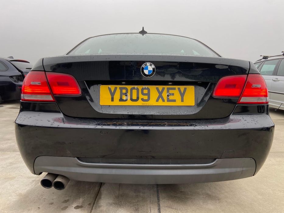 Dezmembrez BMW 330d E92 ,Motor 245cp N57 ,NAVI CIC, Hi-Fi