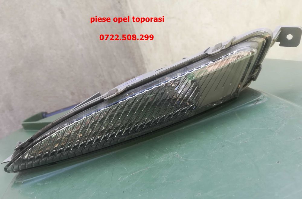 semnalizatoare Opel Astra J facelift 100 lei