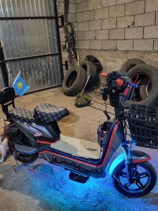 Срочно продоётся скутер