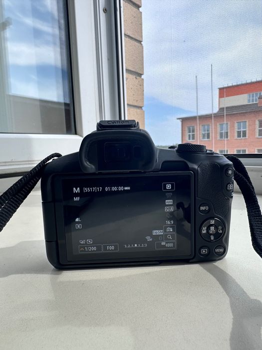 Фотоаппарат Canon eos r 50