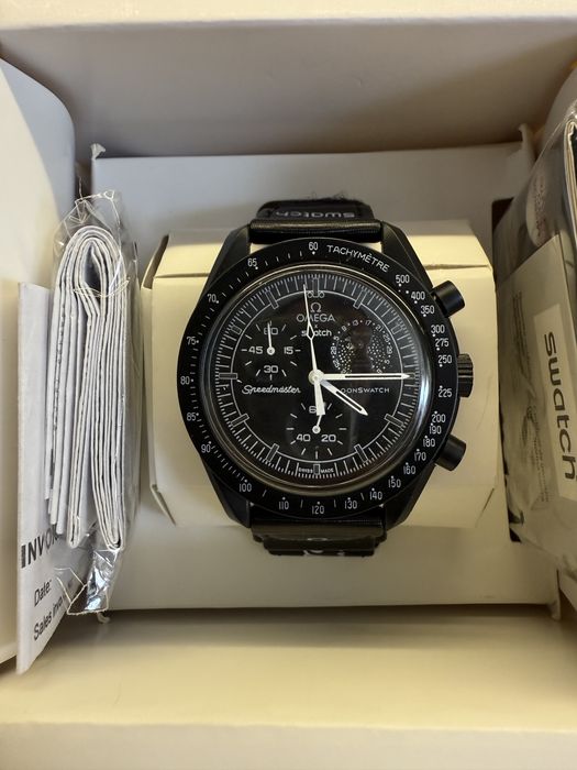Ceas colaborare Omega si swatch X moon