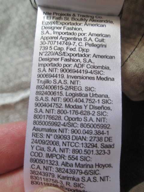 Calvin Klein нова, с етикет мъжка лятна риза от 100% вискоза.