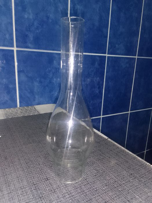 Стекло на лампу керосиновая