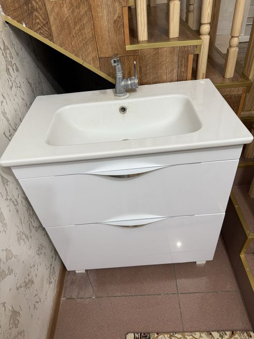 Раковина -мойка с тумбой