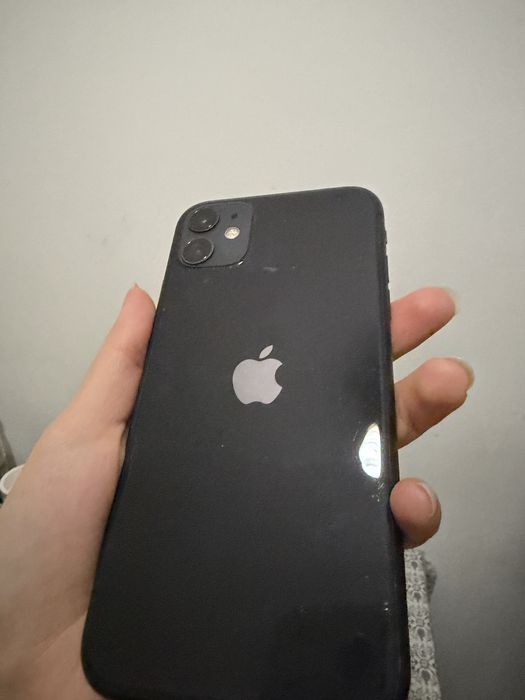 Продаю Iphone 11