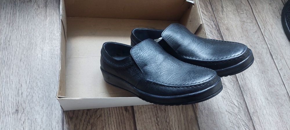 Кожа оригинал саламандр