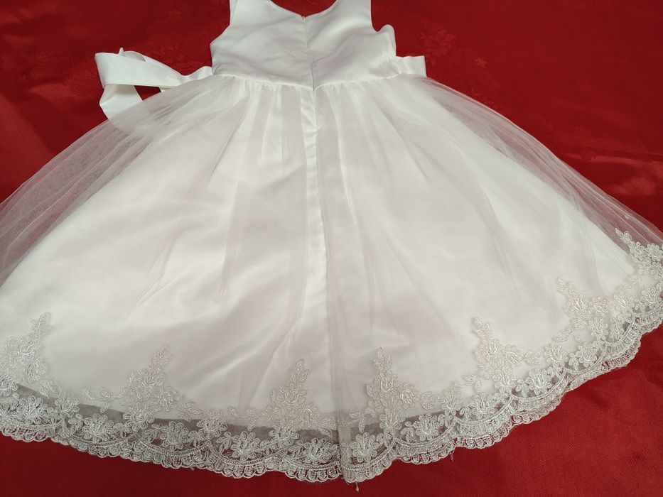 Rochie elegantă aprox. 8-9 ani