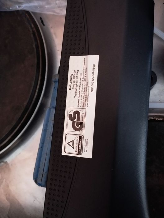 Кронштейн для телевизора