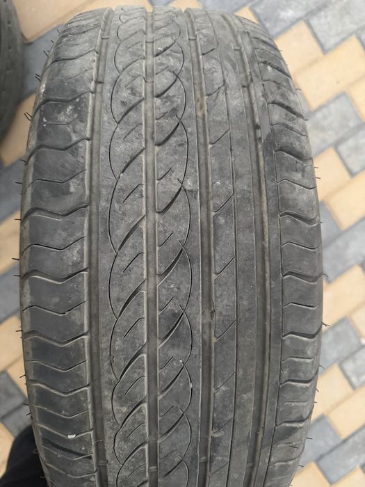 Комплект шин 225/55 R17