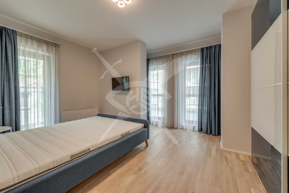 Дава се под наем Двустаен апартамент в София, Център - 86 кв.м за 947.58 € - Снимка #4