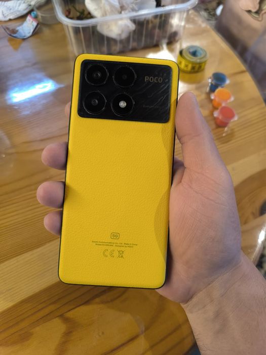 Poco x6 pro жълт 256gb със счупен екран