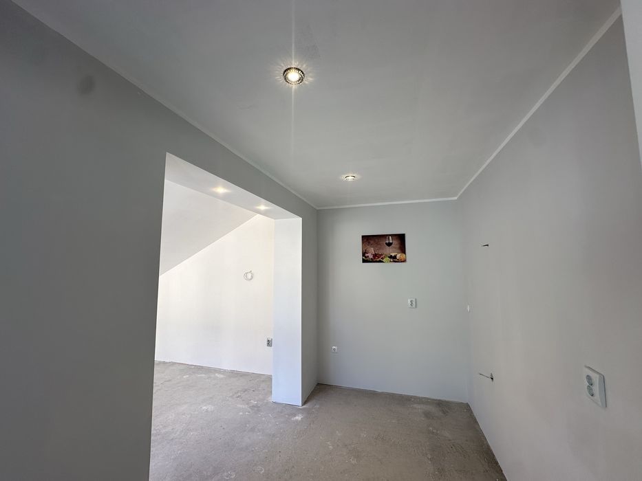 МЕЗОНЕТ 195кв гр.Дупница център, затворен комплекс+парко място