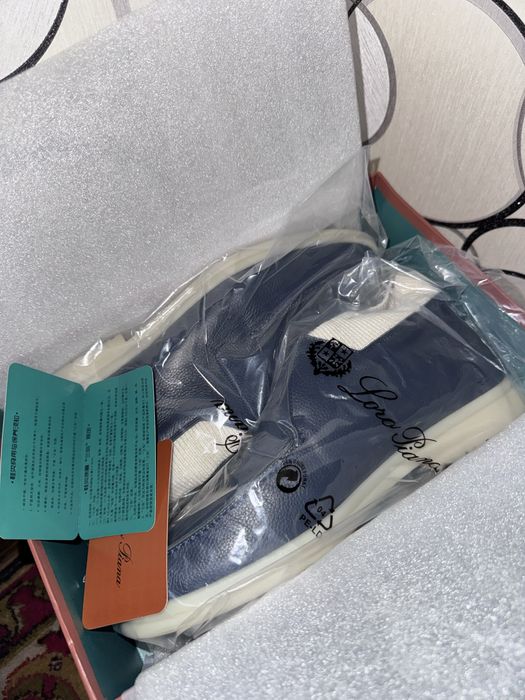 Loro piana Open Walk