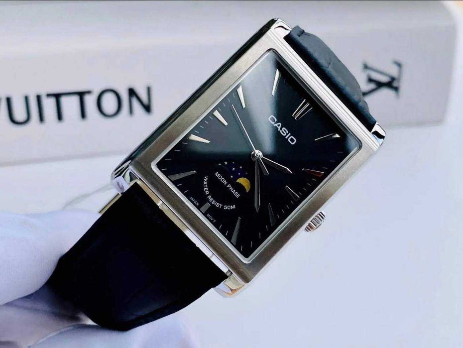 Мужские классические часы от фирмы Casio !!!