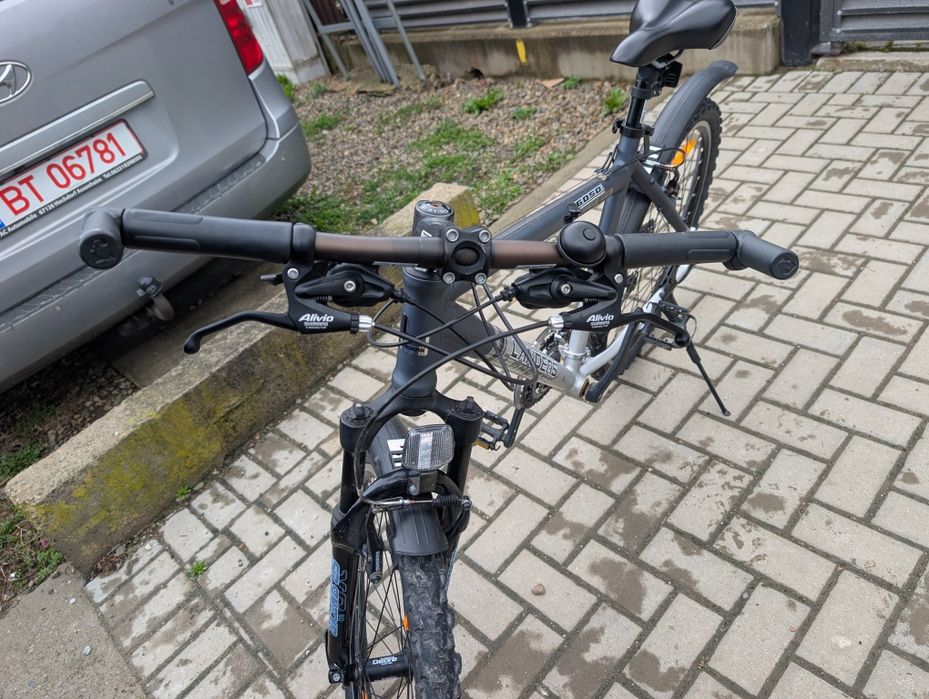 Bicicletă full Shimano Cadru Aluminiu