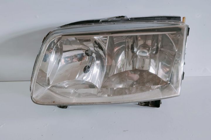 Far stanga 96381900L Volkswagen VW Polo a 3-a generatie 6N (facelift)