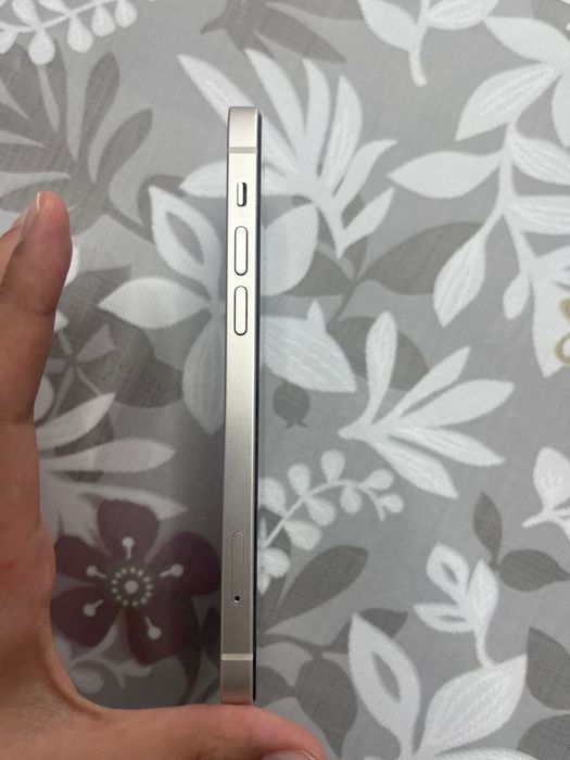 iPhone 12,64гб ,белый