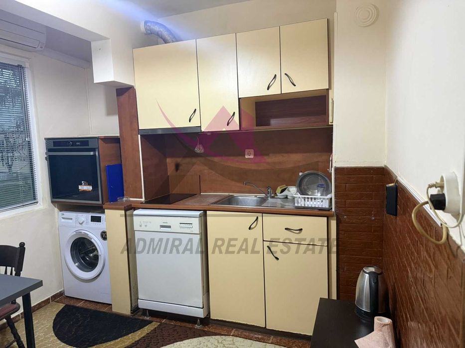 Супер Цена и Локация! Тристаен- Базар Левски