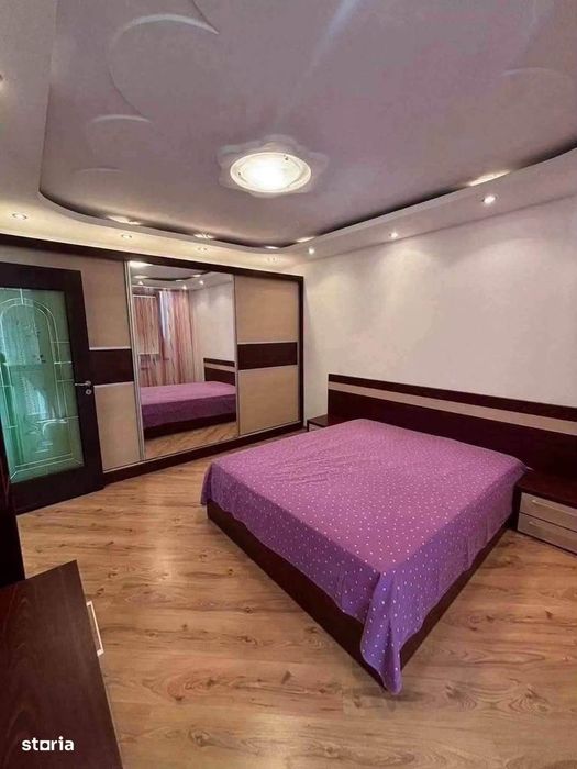 De vanzare apartament cu 2 camere, renovat complet, izolat, mobilat