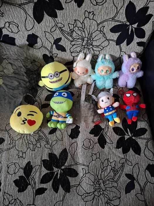 Плюшени детски играчки 8 бр.