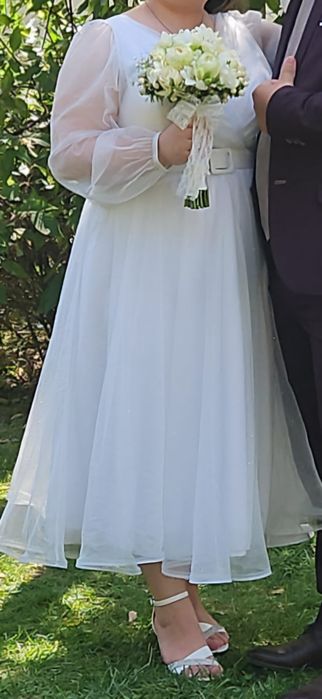 Vând rochita cununie civila