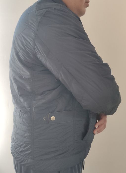 Продам куртку Massimo Dutti