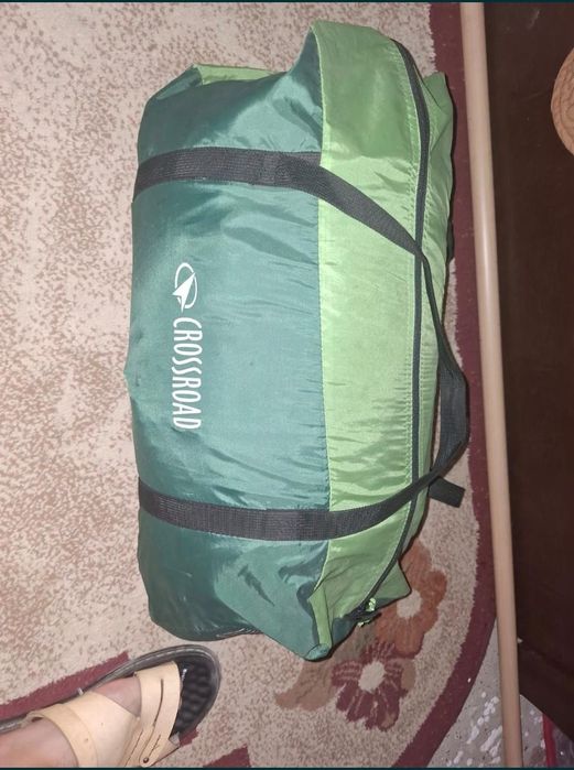 Vând cort 4 persoane