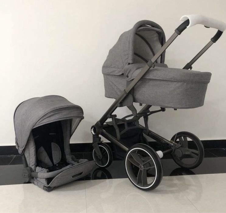 Каляска в отличном сост