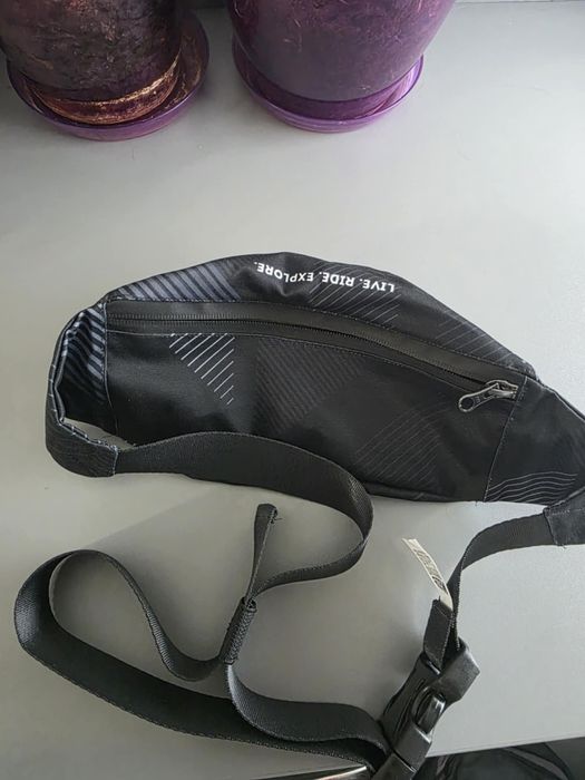 Мъжка чанта за кръст