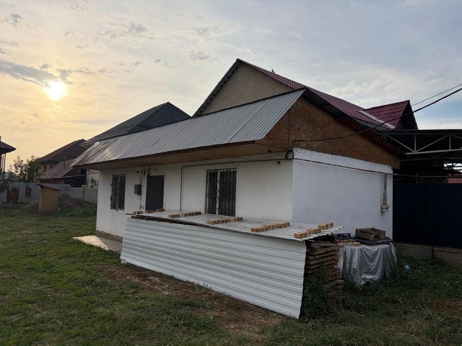 Продам времянку, участок 10 сот