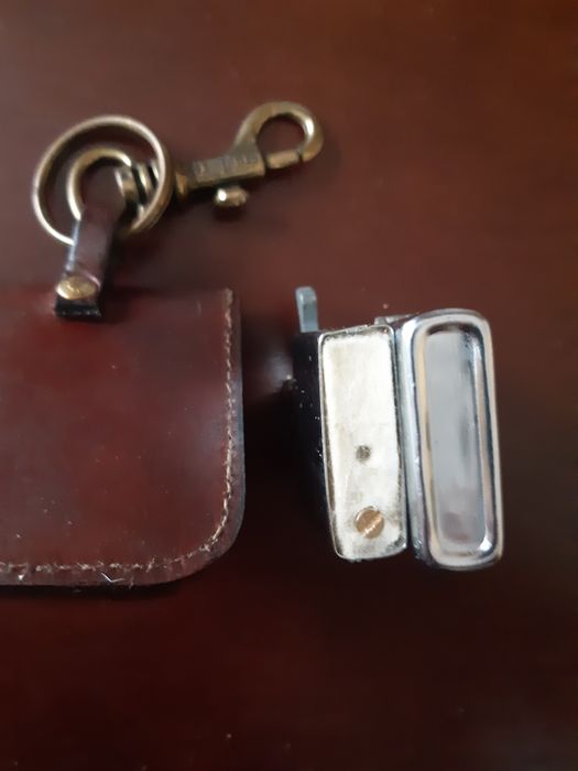 bricheta model gen Zippo  Desperados cu port firma El Campero