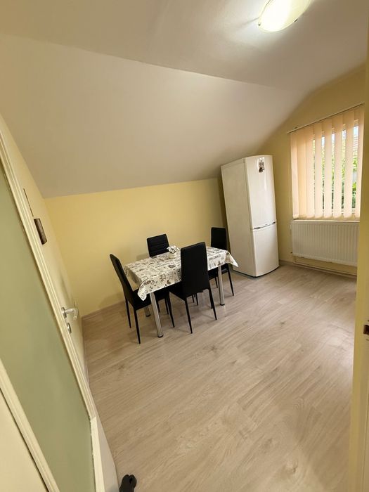 Închirez apartament 2 camere