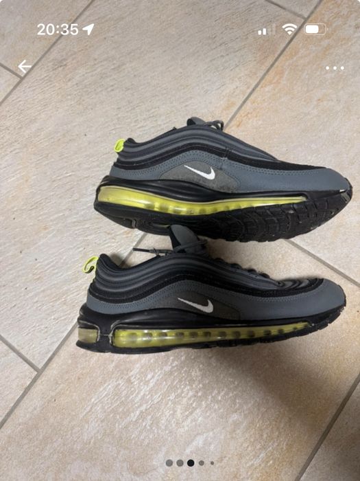 Vand NIKE AIR marimea 42