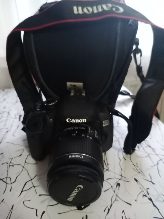 Фотоаппарат Canon 650D