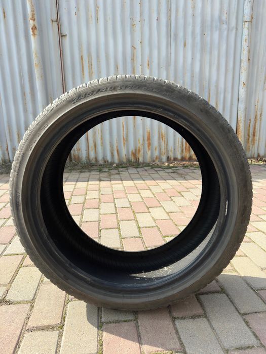 Продам диск с резиной 245/40/19