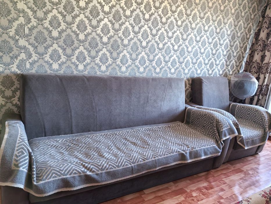 Диван и 2 кресла