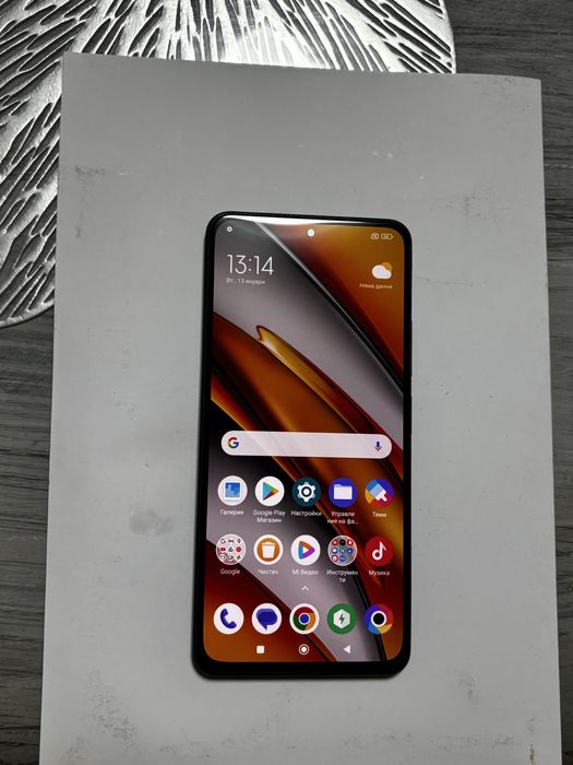 Телефон Poco F3 256/8 за ремонт