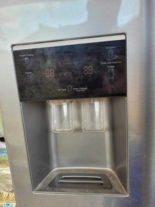 Side-by-Side Хладилник Samsung