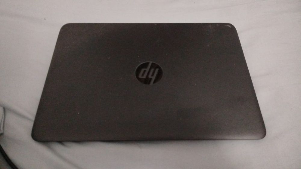 Ноутбук hp в отличном состоянии