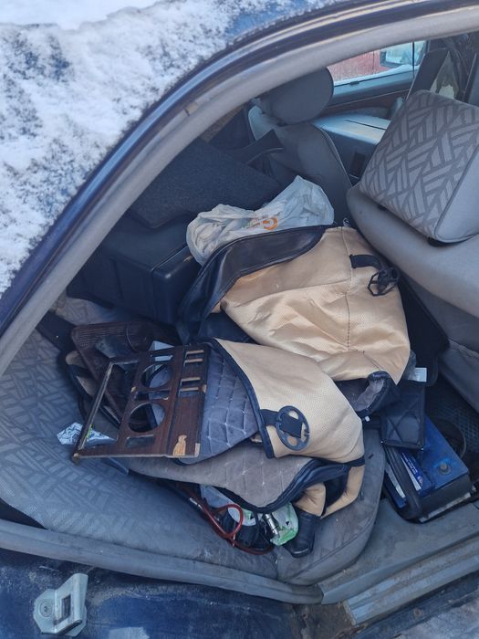 Продам мерседес C200