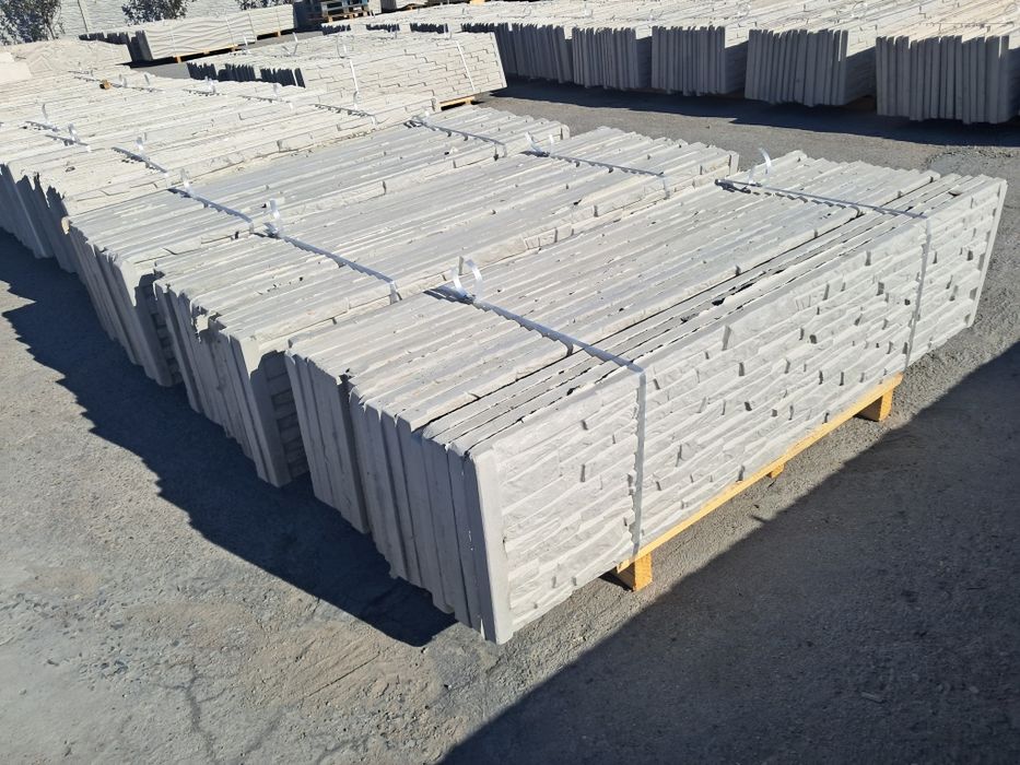 Gard din placi de beton