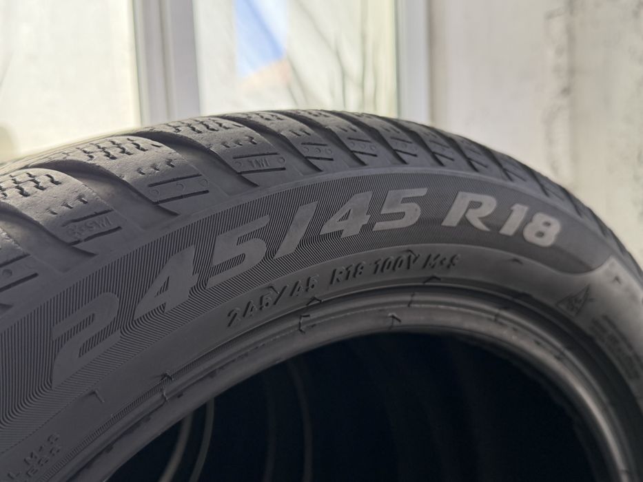 245/45/18 Pirelli 4Броя: 270€ 6.2мм